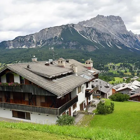 Cortina