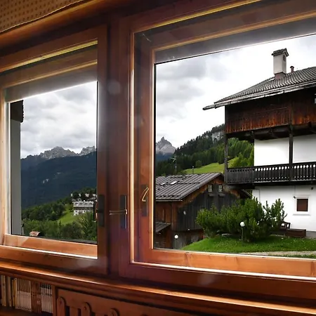 Cortina